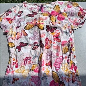 Butterfly Print Short Sleeve scrub top